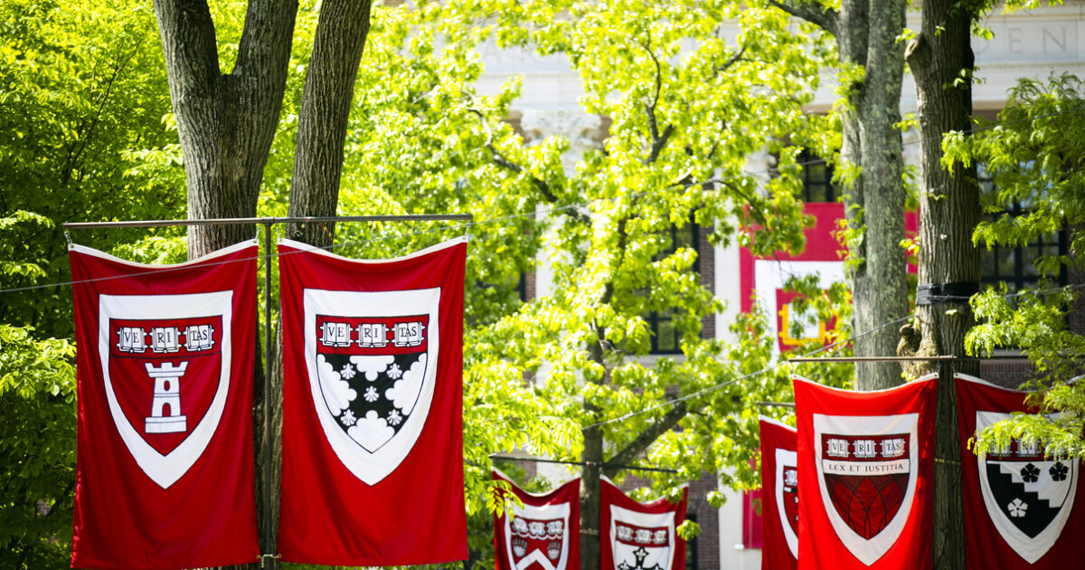 Commencement Remarks to the Class of 2022 - Harvard University President