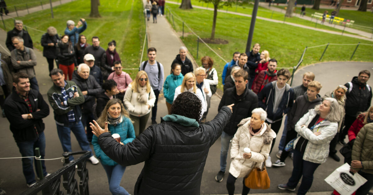 visiting harvard tourist