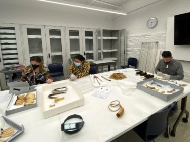 Fellows researching Oceanic necklaces